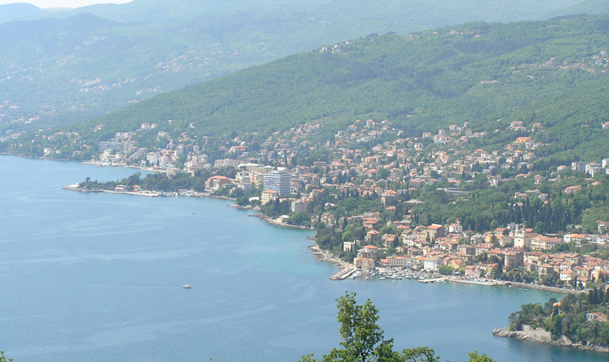 Apartmani Opatija - Turisti�ka agencija Volosko - Hrvatska - Privatni smje�taj